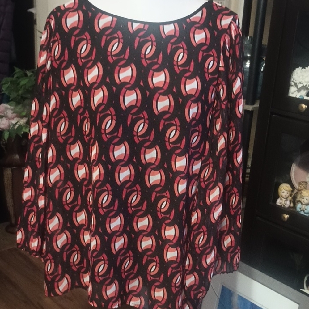 Liz Claiborne Geo Chiffon Blouse Fully Lined Size XL